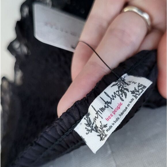 Free People Intimately Women's Black Embroidered Corset Bralette Bustier Size M - Picture 4 of 5